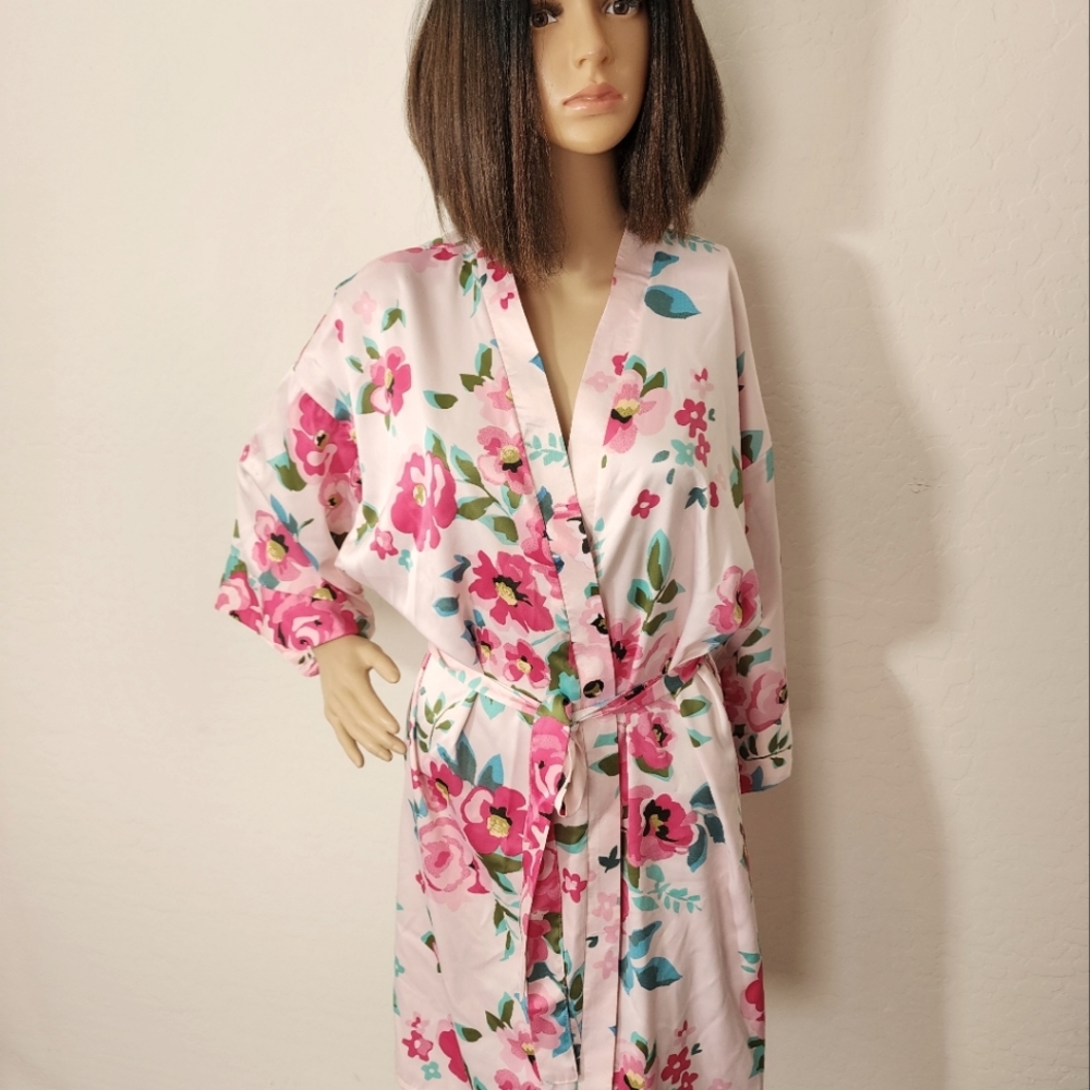 Soho Apparel Pink Floral Robe